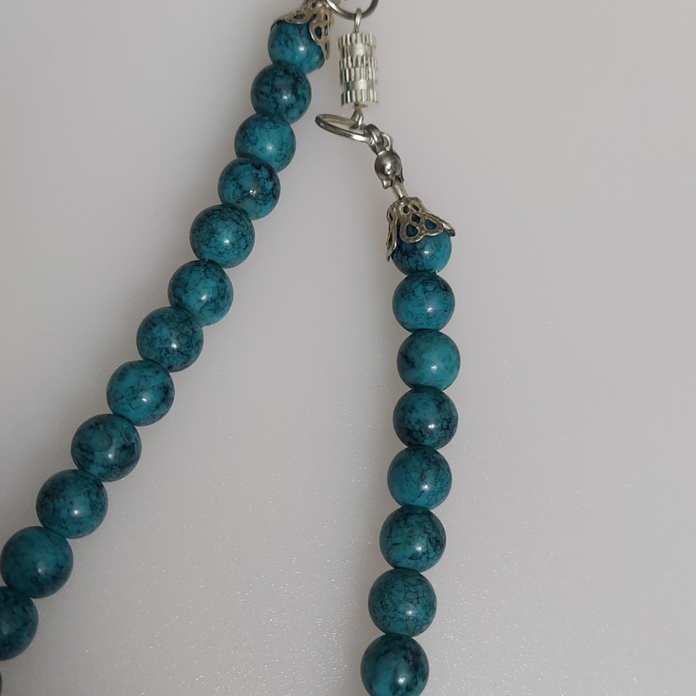 Mix with large orange beads necklace - Picture 9 of 13